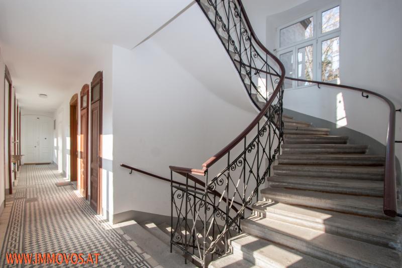 4Stiegenhaus.jpg