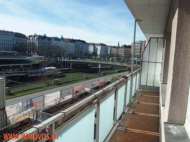 Balkon_Aussicht.jpg