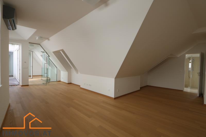 Studio mit Bad/WC auf Ebene 2