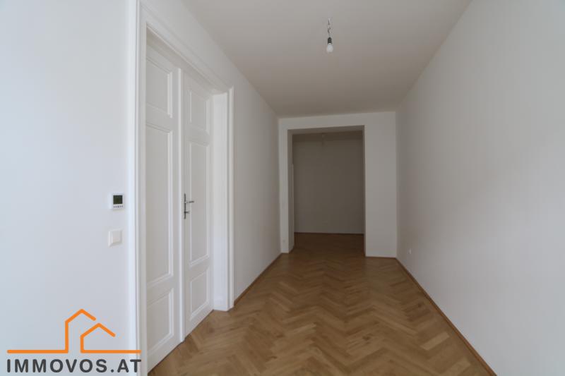 walk-in wardrobe next to main bedroom