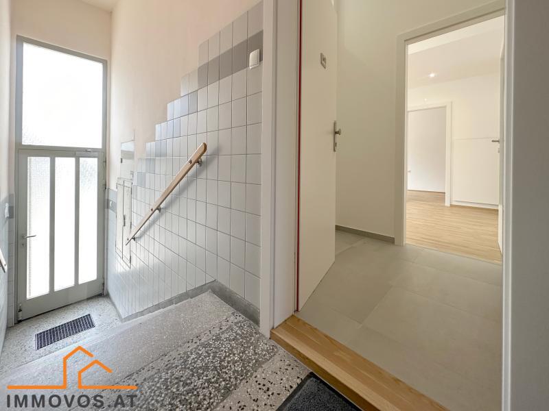 6 eingangwohnung.jpg