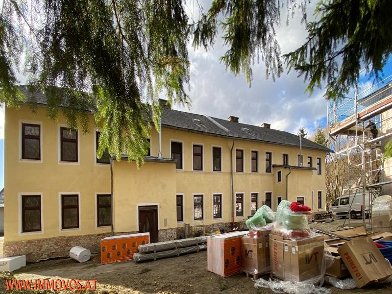 1.Haus hinten