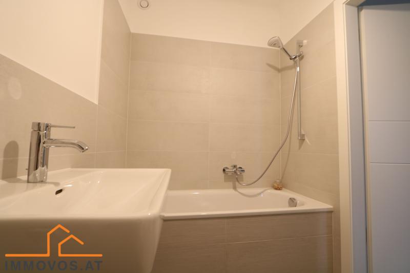 Energetisch sanierter + komplett renovierter Erstbezug mit 3 Zimmern u. 2 B&#228;dern ++ zentrale Lage im 9. ++ 3. Liftstock /  / 1090 Wien 9.,Alsergrund / Bild 3