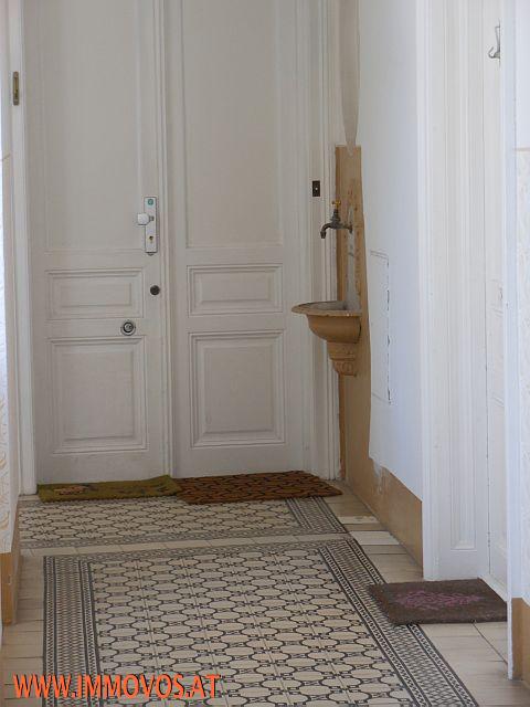 Sonnige, sch&#246;ne ECK-ALTBAUWOHNUNG im REINDORFER KIRCHENVIERTEL /  / 1150 Wien 15.,Rh-Fh / Bild 4