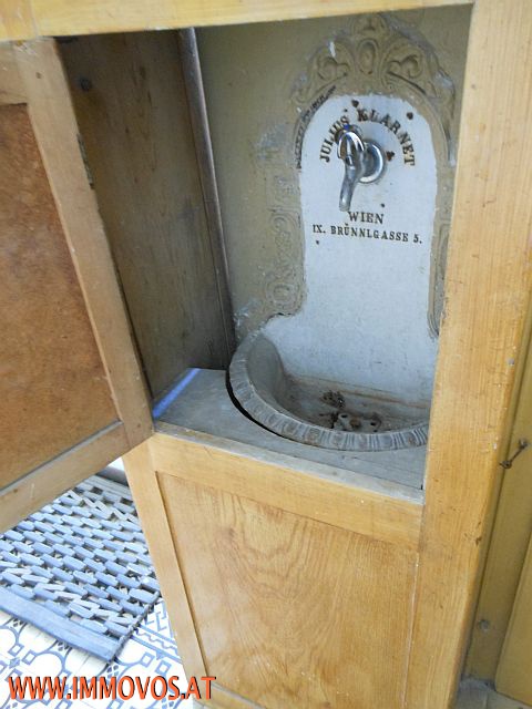 Sonnige, sch&#246;ne ECK-ALTBAUWOHNUNG im REINDORFER KIRCHENVIERTEL /  / 1150 Wien 15.,Rh-Fh / Bild 8