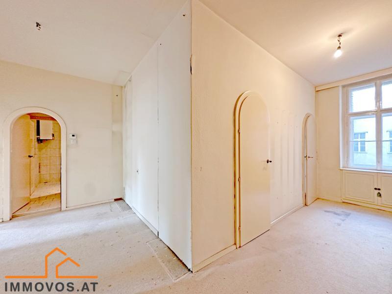 ALTBAUWOHNUNG  in WOHNSTRASSE mit PARK vor der HAUST&#220;RE /  / 1120 Wien 12.,Meidling / Bild 3
