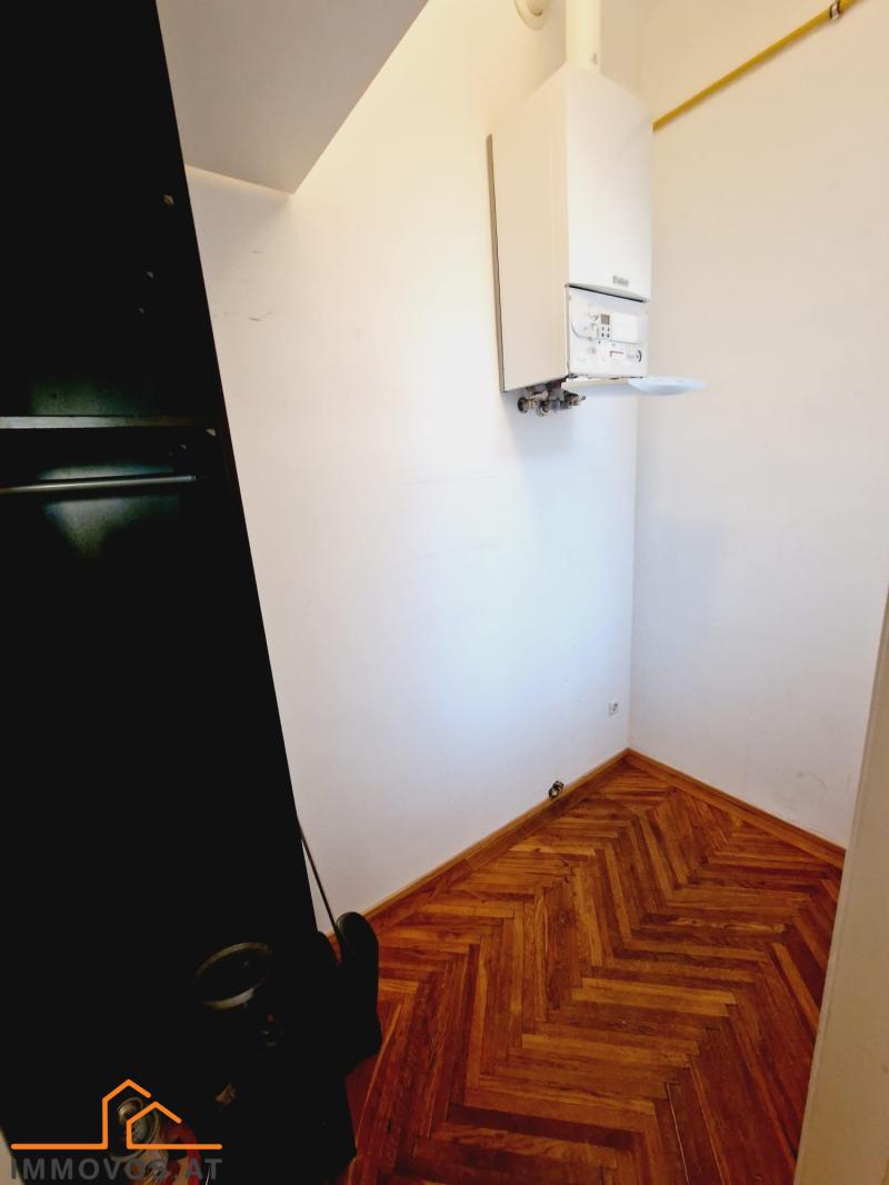 92 M&#178; 3-ZIMMERWOHNUNG MIT BALKON UND GARTENNUTZUNG IN SEHR GUTER WOHNLAGE, 1130 WIEN /  / 1130 Wien 13.,Hietzing / Bild 2