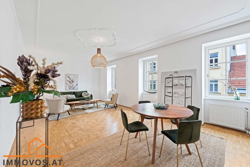 elegant-moderner Wohnbereich