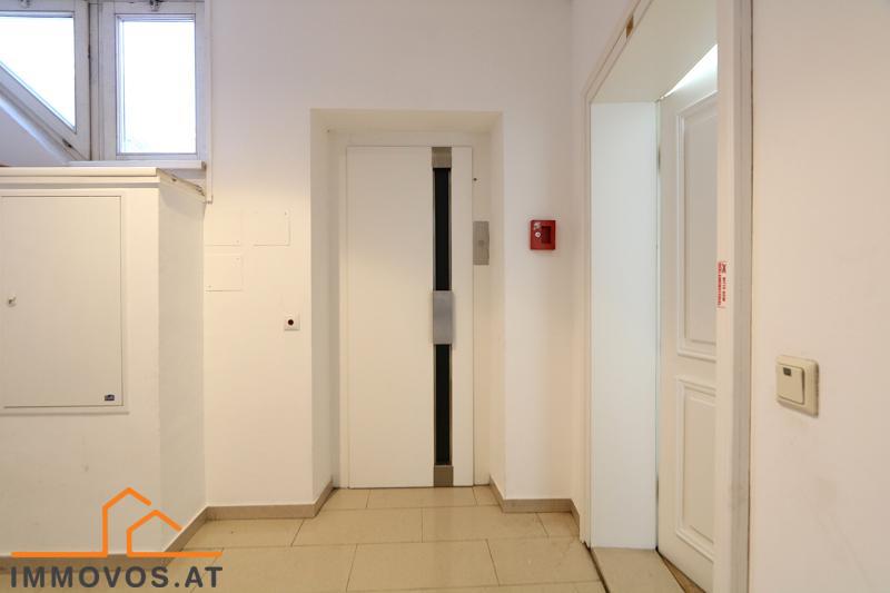  24 m2 Sonnen-Terrasse mit Ausblick im Altbau + 4 Zimmer-Wohnung + alles auf einer Ebene UND barrierefrei! /  / 1070 Wien 7.,Neubau / Bild 5