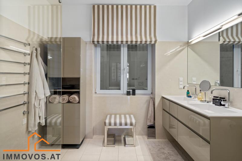 Luxus-Bad mit Dusche und 2. WC