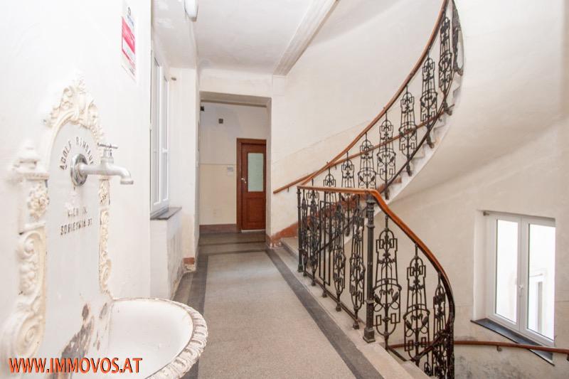 3 Zimmer ALTBAU - INNENHOF - RUHELAGE - ERSTBEZUG nach SANIERUNG /  / 1150 Wien 15.,Rh-Fh / Bild 1