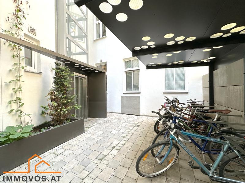 sanierungsbed&#252;rftige WOHNUNG - ALTBAU - sch&#246;nes HAUS /  / 1070 Wien 7.,Neubau / Bild 8
