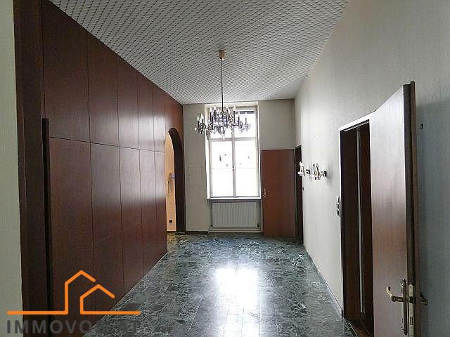 Vorzimmer Ansicht 2.jpg