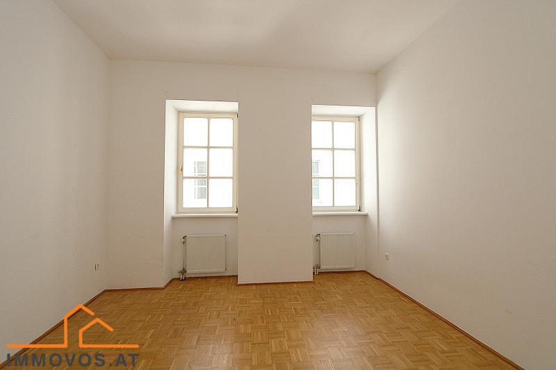 mittiges Zimmer