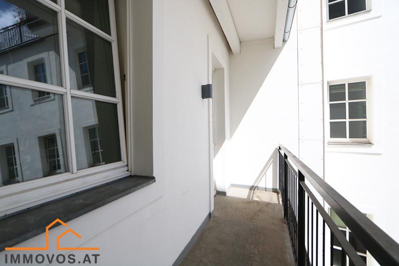 Loggia-Balkon nach Osten ausgerichtet