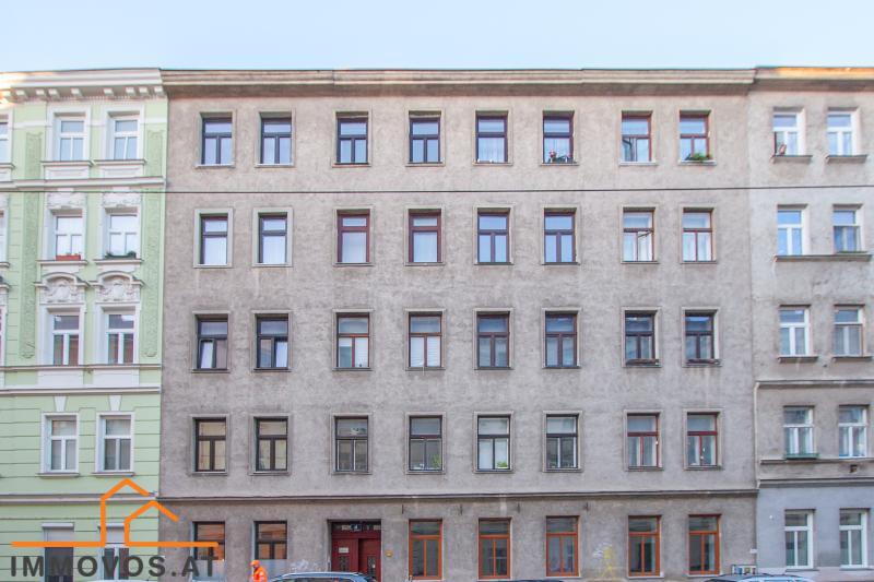 12 haus.jpg
