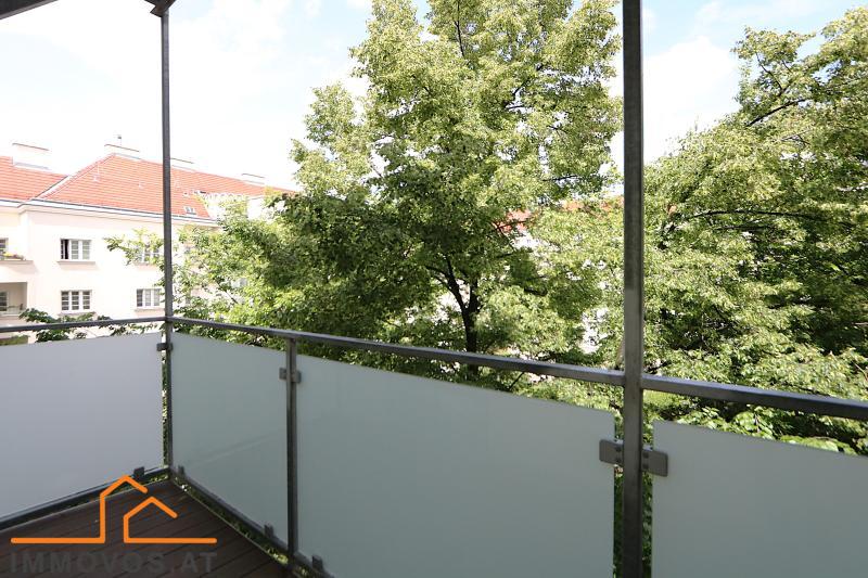 11,8 sqm balcony