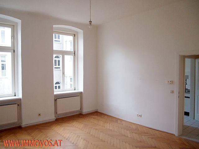 Wohnzimmer_Vorzimmer.jpg