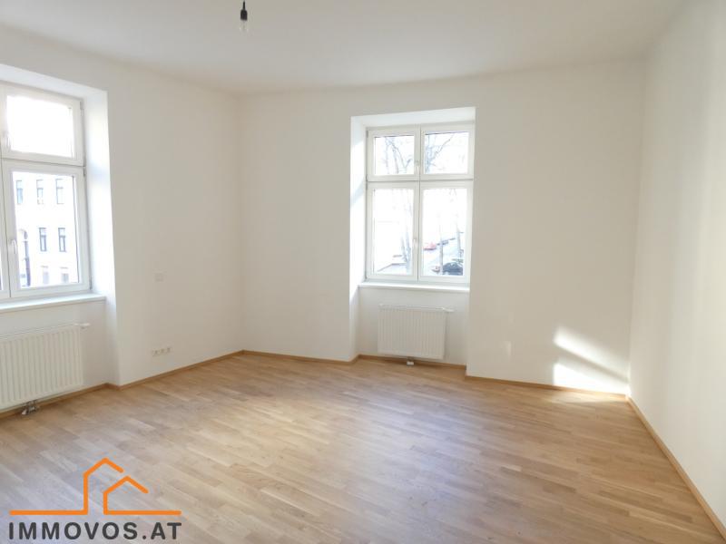wohnbereich in wohnküche.jpg
