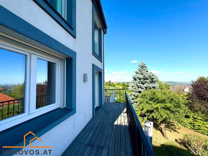KLOSTERNEUBURG-&#214;LBERG: DOPPELHAUSH&#196;LFTE MIT 6 ZIMMERN,GARTEN UND HERRLICHER AUSSICHT /  / 3400 Klosterneuburg / Bild 1