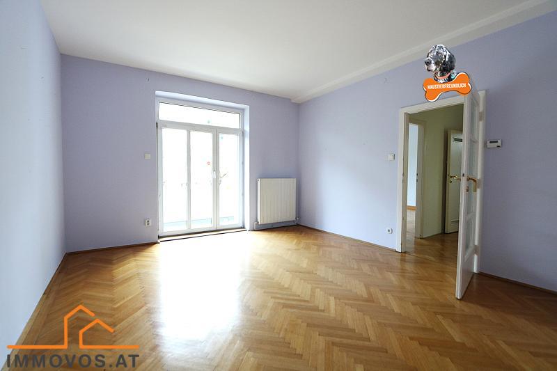 20 m2 Wohnbereich mit Balkonzugang