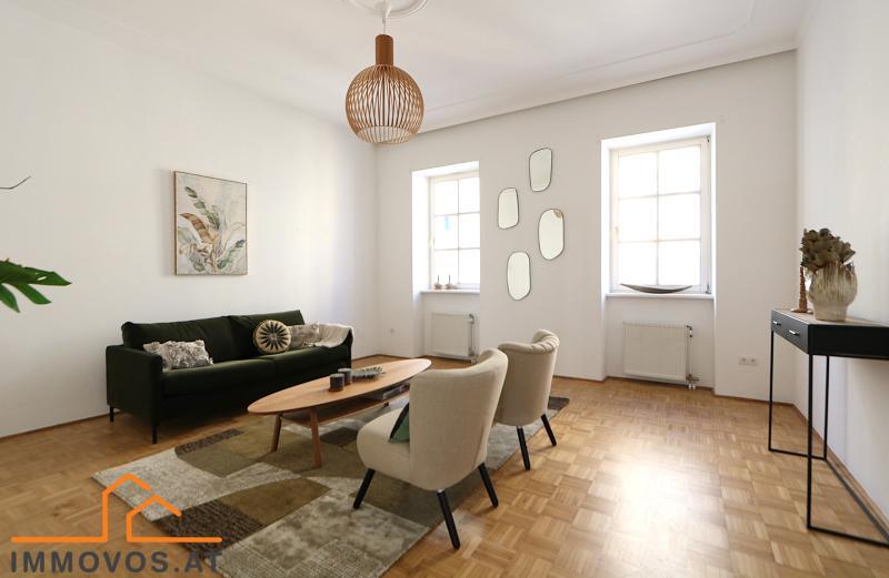 geräumiger Wohnraum mit West-Ausrichtung