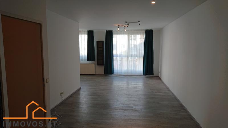 Drei Zimmer Wohnung ++ Loggia / / 1200 Wien 20.,Brigittenau / Bild 2