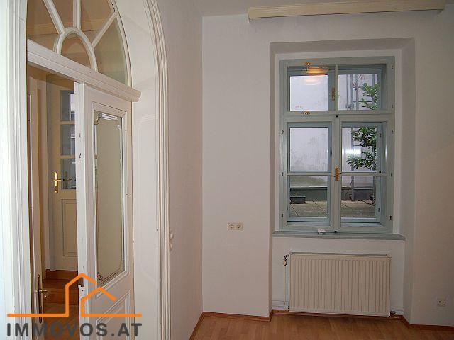 NÄHE GUMPENDORFER KIRCHENPLATZ:  ADAPTIERTE ALTBAUWOHNUNG in absolut RUHIGER HOFLAGE /  / 1060&nbsp;Wien 6.,Mariahilf / Bild 5