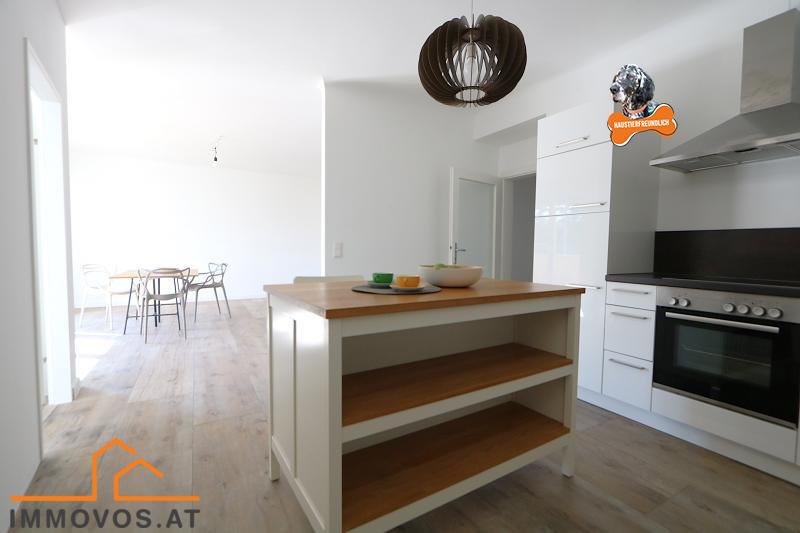 zentraler Sitzplatz mit Stauraum