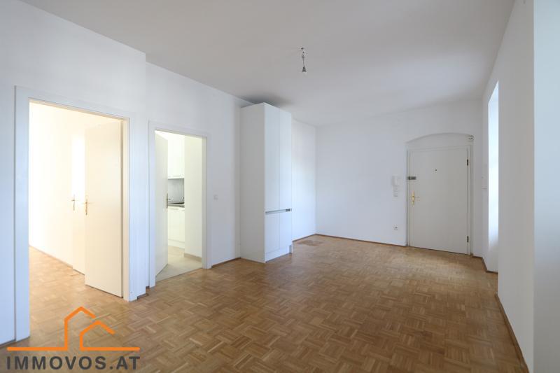 Nähe Bernhardgasse: 4 Zimmer-Altbauwohnung mit Loggia-Balkon in Biedermeierhaus mit barrierefrei erreichbarem Lift /  / 1070&nbsp;Wien 7.,Neubau / Bild 2