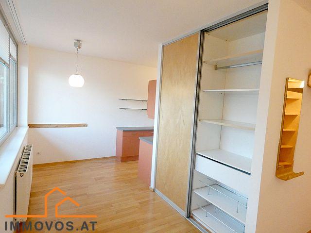 ++SONNIGE, teilmöblierte WOHNUNG MIT SOMMERLOGGIA; GRÜNBLICK, GARTENNUTZUNG++ /  / 1130&nbsp;Wien 13.,Hietzing / Bild 1