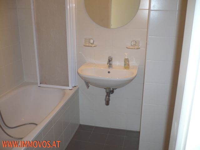 ++SONNIGE, teilmöblierte WOHNUNG MIT SOMMERLOGGIA; GRÜNBLICK, GARTENNUTZUNG++ /  / 1130&nbsp;Wien 13.,Hietzing / Bild 3