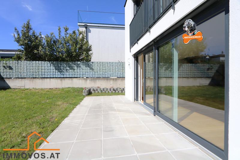 Südterrasse vor dem Wohnbereich