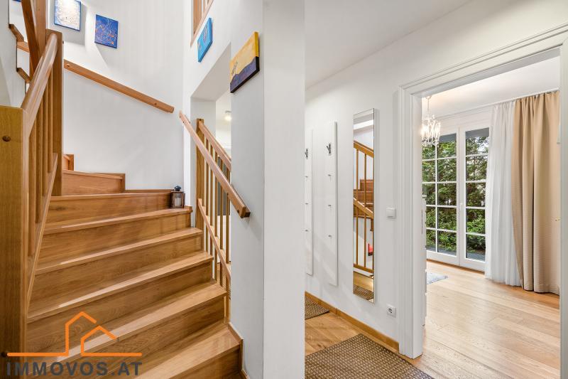 die Stiege als Verbindung zwischen den Ebenen