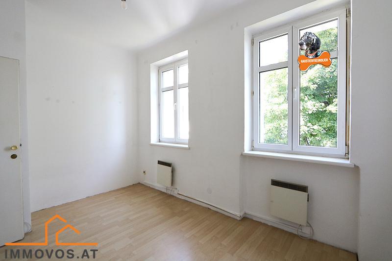 Blick ins Grüne/Garten von diesem Raum