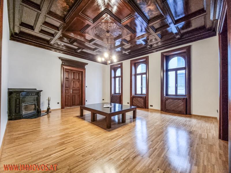 FÜR LIEBHABER DES KLASSISCHEN ALTBAUS - Sehr repräsentative 212 m2  in Gehdistanz zum 1. Bezirk - 2 Eingänge /  / 1060&nbsp;Wien 6.,Mariahilf / Bild 2