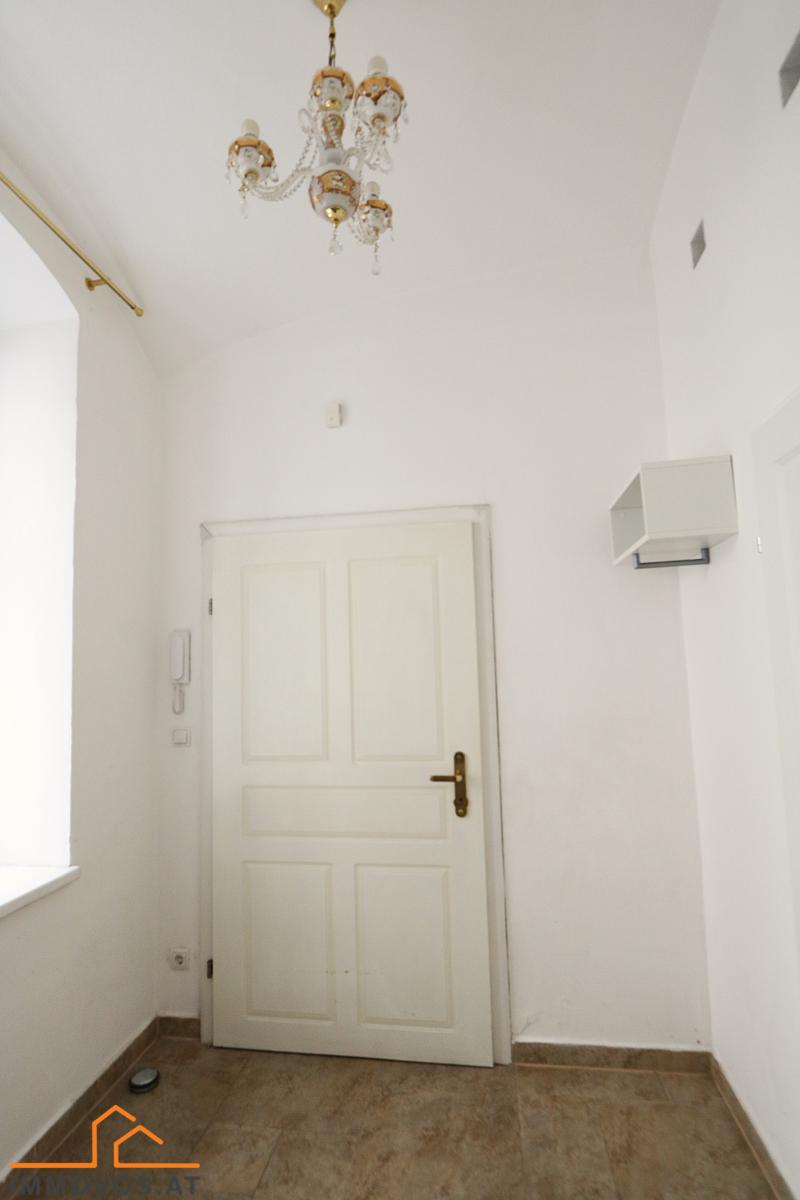 Fenster innen erneuert mit Sichtschutz