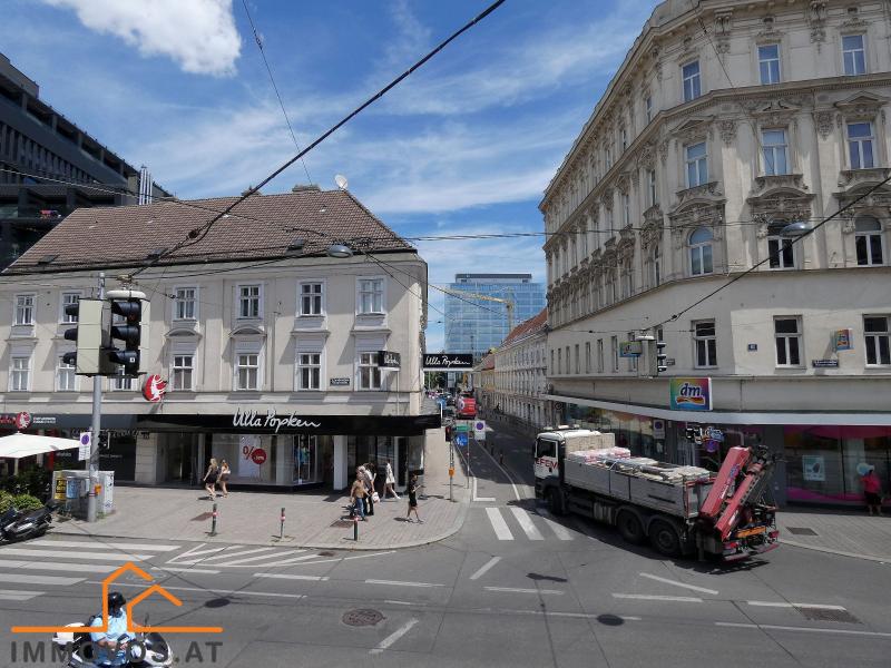 ***LEBEN IM HERZEN der LANDSTRAßE nächst ROCHUSMARKT: RESTAURIERTES ALTBAUJUWEL*** /  / 1030&nbsp;Wien 3.,Landstra�e / Bild 0