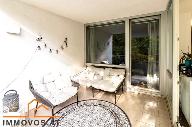 11. Loggia 1