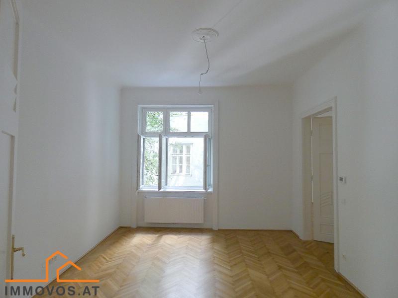 Zimmer links.jpg