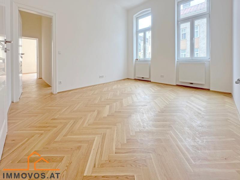 ** ALTBAU mit BALKON - sanierter ERSTEBZUG **