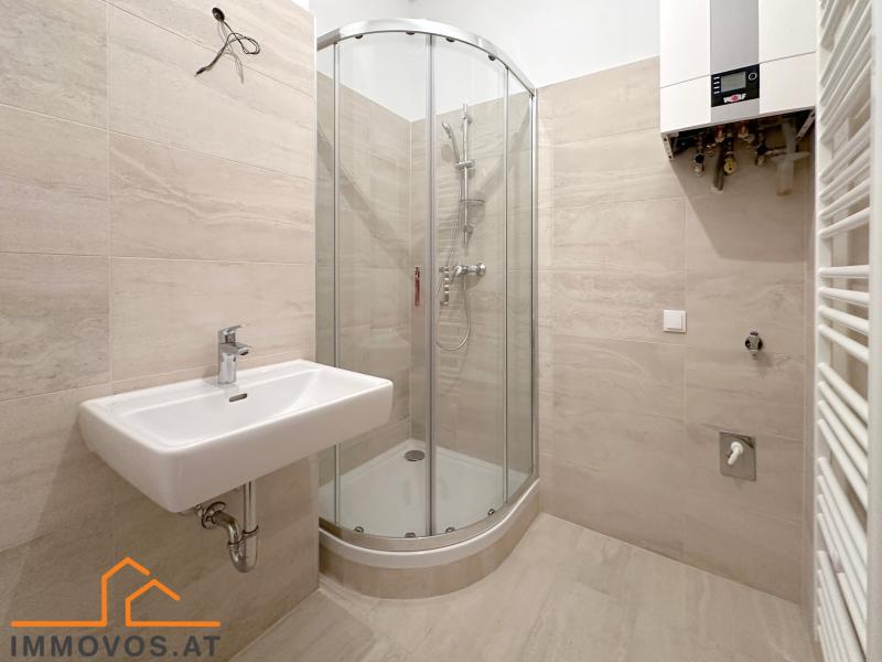 ** ALTBAU mit BALKON - sanierter ERSTEBZUG ** / / 1160 Wien 16.,Ottakring / Bild 2