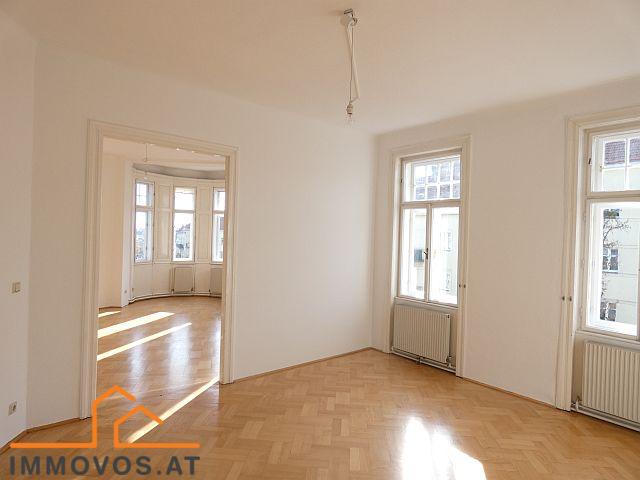**SÜDSEITIGE KLASSISCHE ALTBAUWOHNUNG MIT ERKERZIMMER NÄCHST TÜRKENSCHANZPARK** / / 1180 Wien 18.,Währing / Bild 8