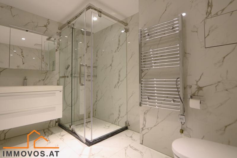 2. Bad mit Dusche/WC