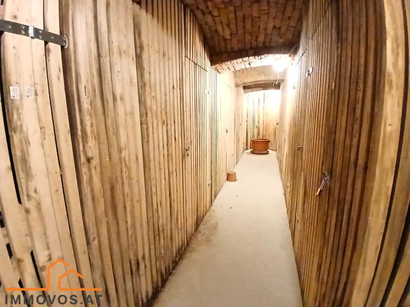 ***Naehe Hofferplatz:  2 Zimmer Altbau-Wohnung mit separater Kueche*** /  / 1160&nbsp;Wien 16.,Ottakring / Bild 0