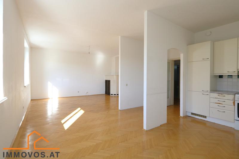südseitiger Bereich dzt. mit Küche - gut teilbar