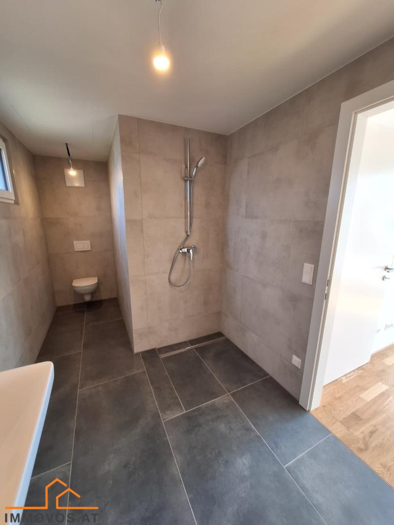 Badezimmer DG