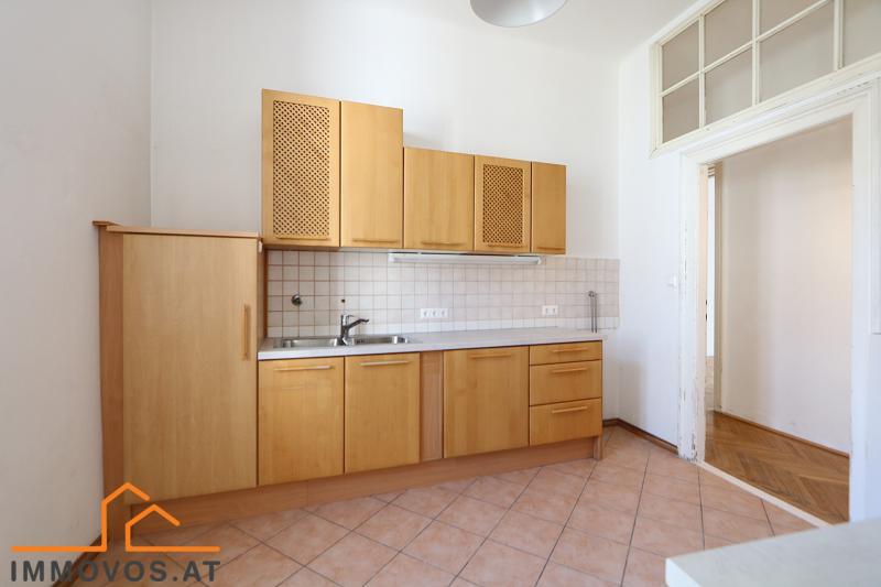 Perfekt für Studenten in 3er WG/students only: 3 gleiche Zimmer + Küche sep. im Jugendstil-Altbau-Juwel + Hofbalkon + Lift /  / 1030&nbsp;Wien 3.,Landstra�e / Bild 2