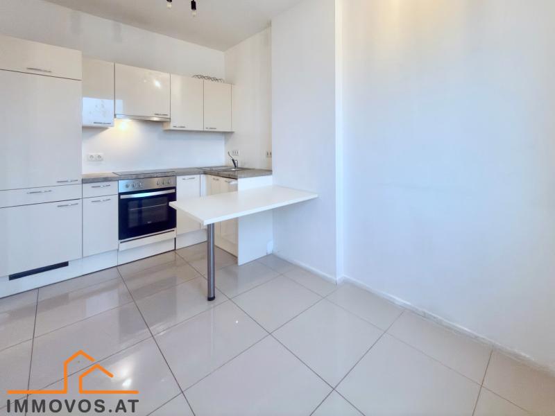 großzügige TERRASSENWOHNUNG mit PKW-Stellplatz / / 2700 Wiener Neustadt / Bild 4