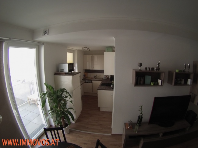 2-ZIMMER MIETWOHNUNG MIT BALKON UND STELLPLATZ AM ANNINGERPARK!